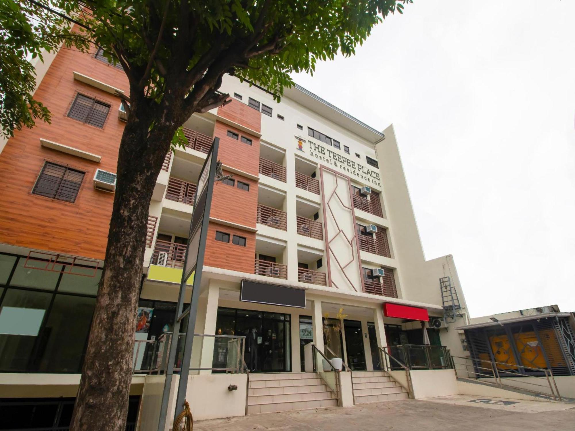 Super Oyo 832 The Teepee Place Hostel & Residence Inn Cebú Exterior foto